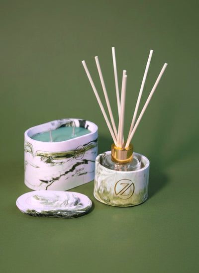 Jaded – Luxury Scented Candle | Oud, Patchouli & Rose Medium